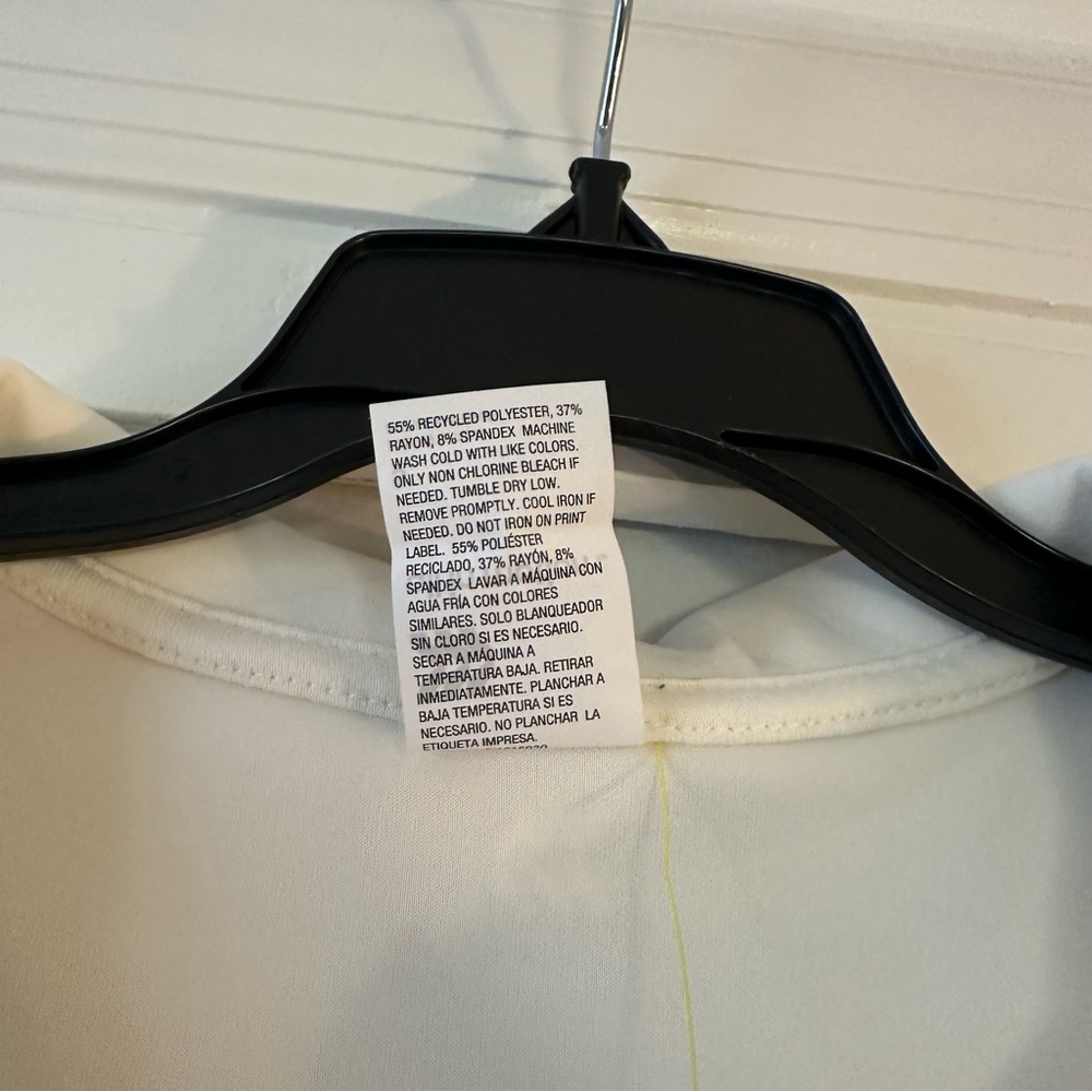 NWT All in Motion Airy Sleek Pullover - Picture 6 of 7